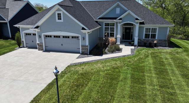 Photo of 4267 Woodland Ct, Jackson, WI 53037