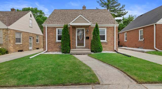 Photo of 2225 Shoop St, Racine, WI 53404