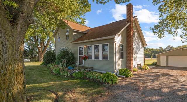 Photo of N4574 Catbird Rd, Beaver Dam, WI 53916