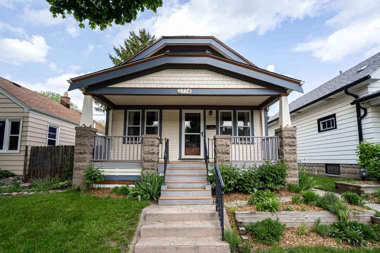 Photo of 2774 S Delaware St Milwaukee, WI 53207
