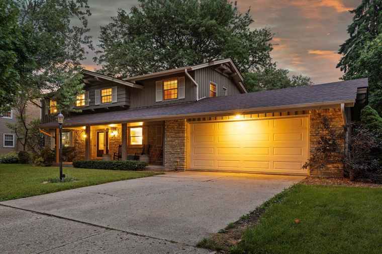 Photo of 4721 68th St Kenosha, WI 53142