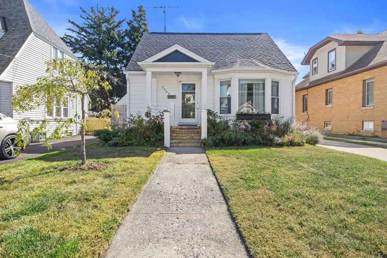 Photo of 7403 23rd Ave Kenosha, WI 53143