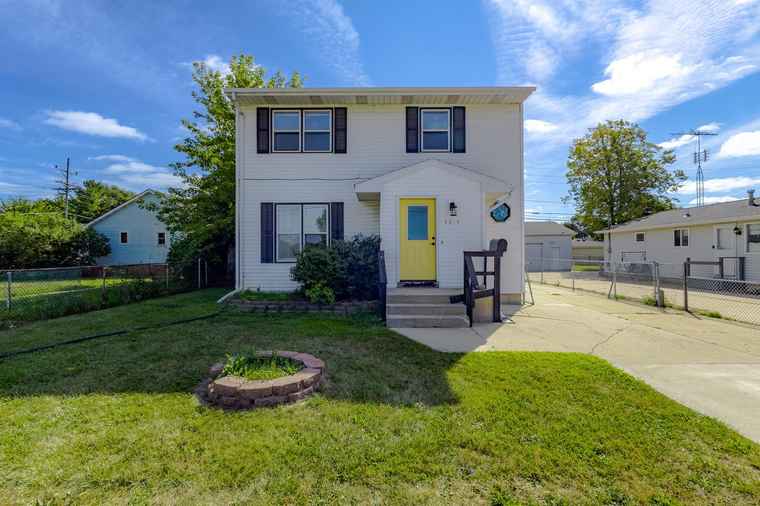 Photo of 4613 30th Ave Kenosha, WI 53144
