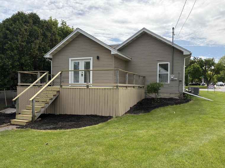 Photo of 1237 Center St Lake Geneva, WI 53147