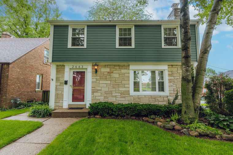 Photo of 2663 N 65th St Wauwatosa, WI 53213