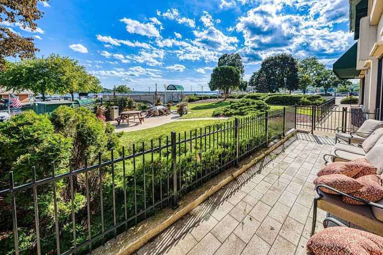Photo of 101 Broad St #104 Lake Geneva, WI 53147