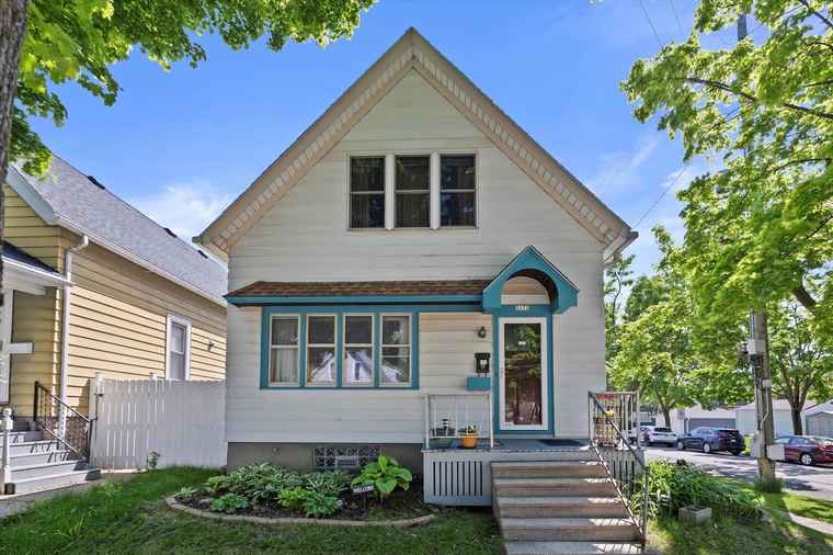 Photo of 3172 S Griffin Ave Milwaukee, WI 53207