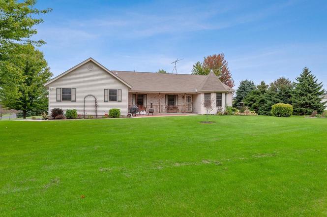 N1008 Encore Dr, Walworth, WI 53184 | MLS# 1661556 | Redfin