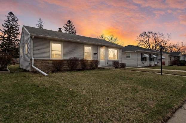 Single and One Story Homes in West Allis, WI For Sale | Redfin