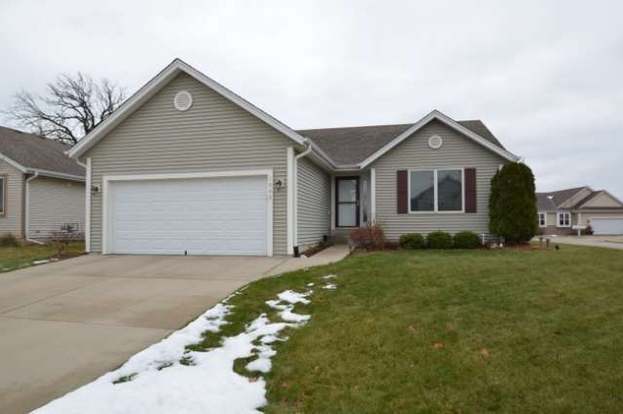 1043 Dresser Ave Waukesha Wi 53188 Mls 1397296 Redfin