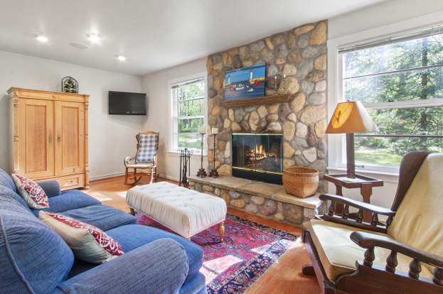 1430 Del Oaks Ln Delavan Wi 53115 Mls 1638702 Redfin 1430 Del Oaks Ln Delavan Wi 53115