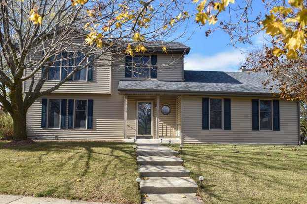 700 sunrise ct waukesha wi 53188 mls 1557730 redfin