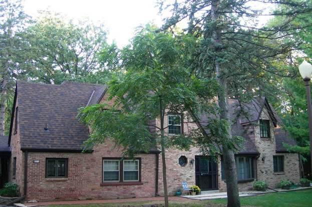 9305 W Grange Ave Hales Corners Wi 53130 Mls 1547742 Redfin