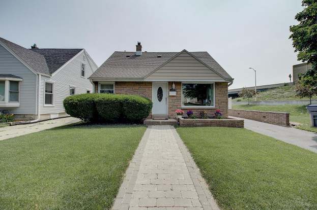 144 S 71st St Milwaukee Wi 53214 Mls 1647805 Redfin