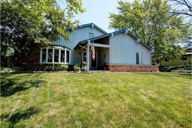 401 rawlins dr waukesha wi 53188 mls 1594947 redfin