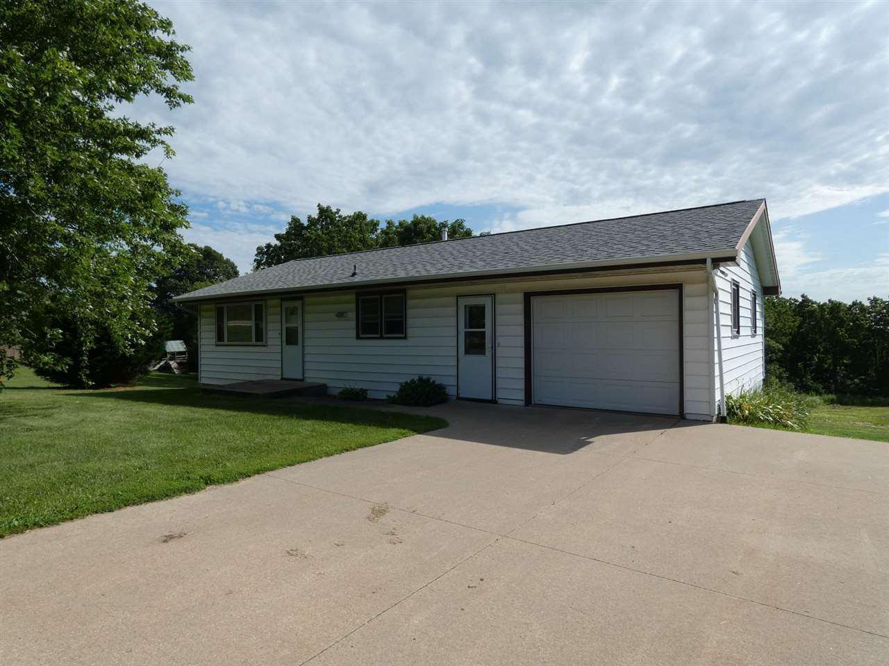 582 County Road Z, Hazel Green, WI 53803 MLS 1863218 Redfin