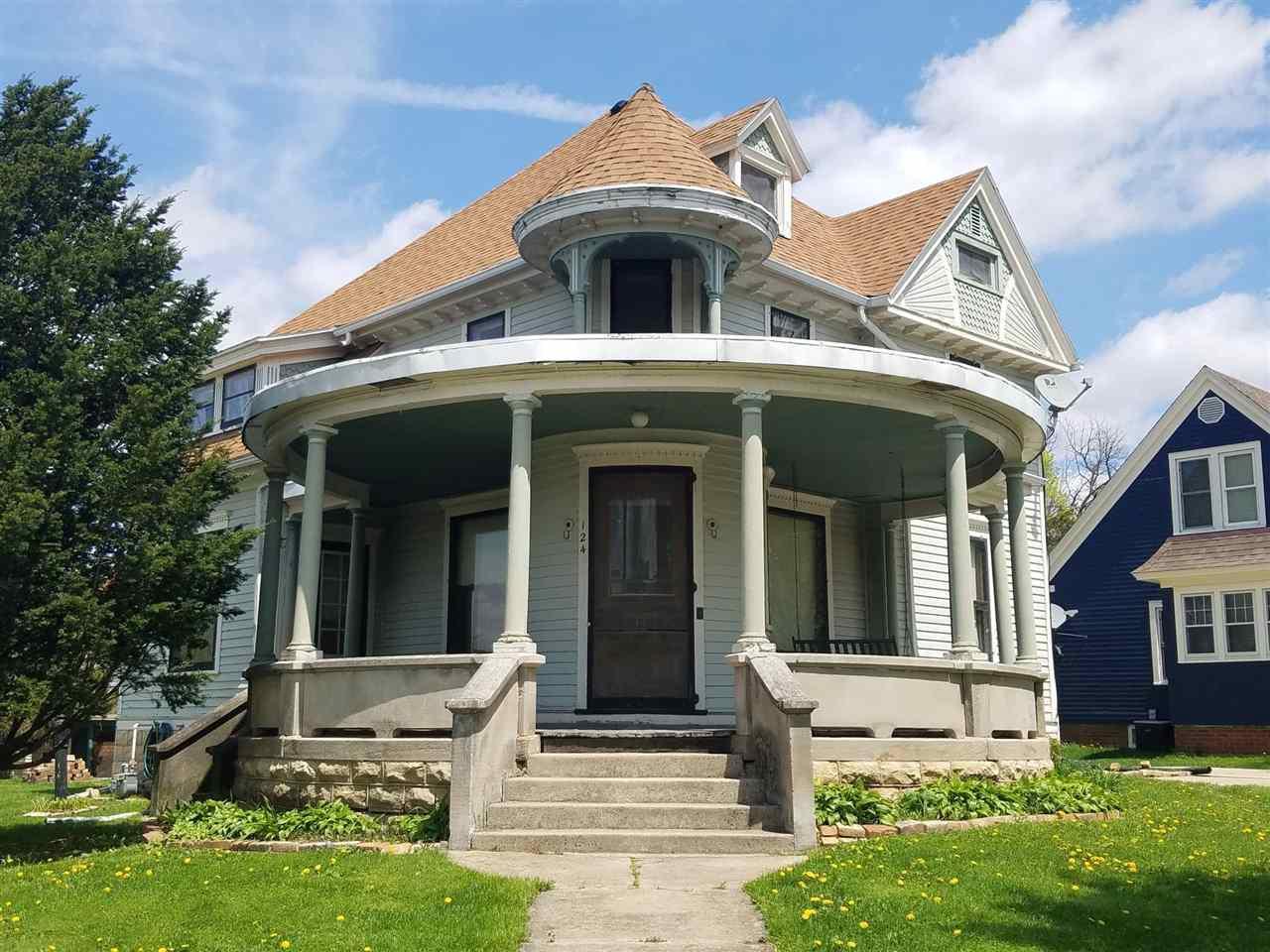 124 Mary St, Cambria, WI 53923 MLS 1830374 Redfin