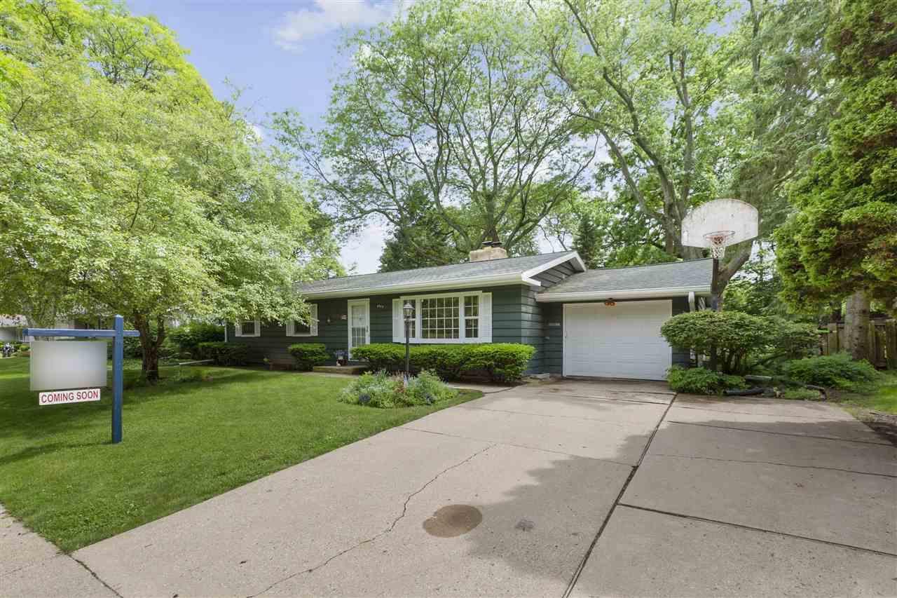 4913 South Hill Dr, Madison, WI 53705 MLS 1861378 Redfin