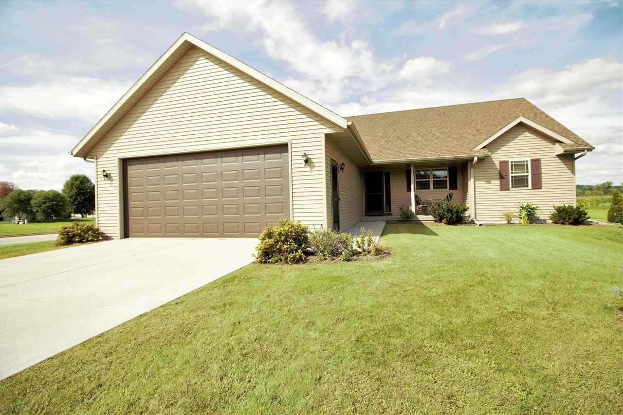 1001 Susan Crst, Black Earth, WI 53515 MLS 1843813 Redfin