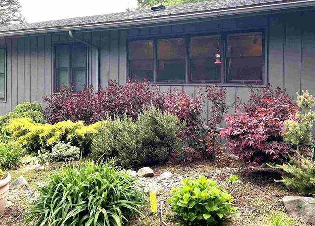 Property at 27 Hannerville Rd, Edgerton, WI 53534, 2 beds, 1.5 baths
