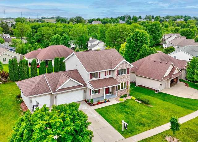 Property at 1505 Green Valley Rd, Mount Horeb, WI 53572, 4 beds, 3.5 baths
