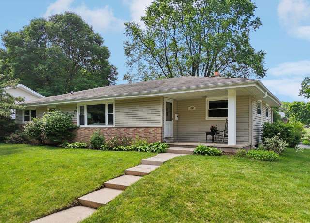 Property at 4901 Ralph Cir, Madison, WI 53714, 3 beds, 2 baths