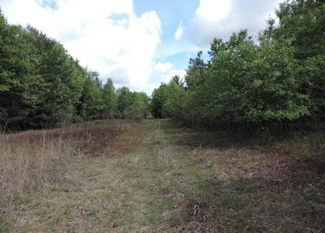 Property at 9999 Tessa Dr, Lone Rock, WI 53556