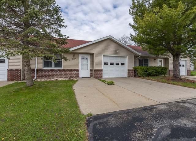 Property at 507 Lemon Arbor Dr, Evansville, WI 53536, 1 bed, 1 bath