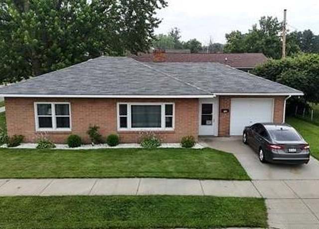 Property at 702 W Jackson St, Tomah, WI 54660, 2 beds, 1 bath