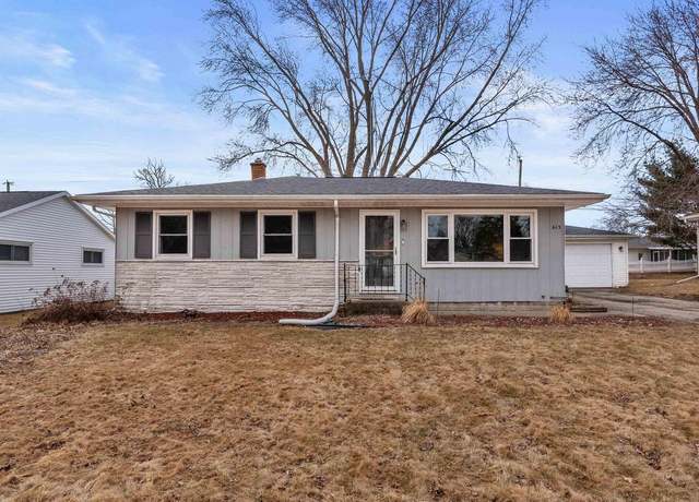 Property at 613 Denning Ave, Beaver Dam, WI 53916, 4 beds, 1.5 baths