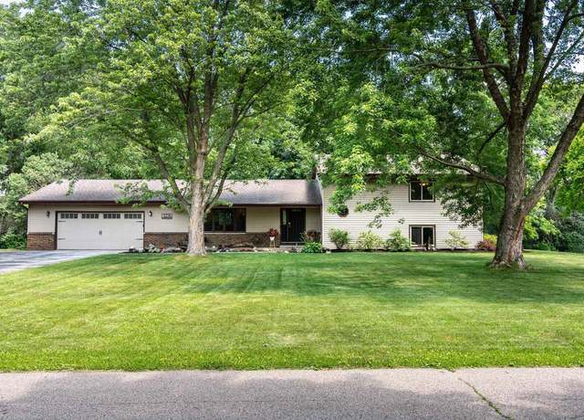 Property at 3276 E Danbury Dr, Janesville, WI 53546, 5 beds, 3 baths