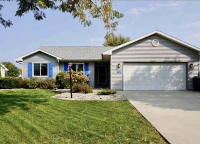 Property at 894 Baneberry Dr, Sun Prairie, WI 53590, 3 beds, 2.5 baths