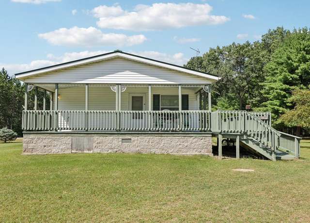 Property at 1328 Fish Dr, Wisconsin Dells, WI 53965, 2 beds, 1 bath