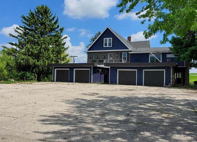 Property at 685 Lois Dr, Sun Prairie, WI 53590, 6 beds, 5 baths