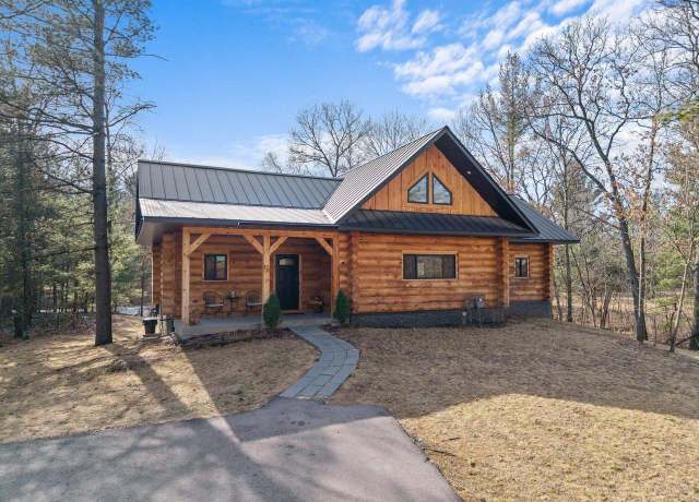 Property at 173 Lake Shore Dr, Wisconsin Dells, WI 53965, 4 beds, 3 baths