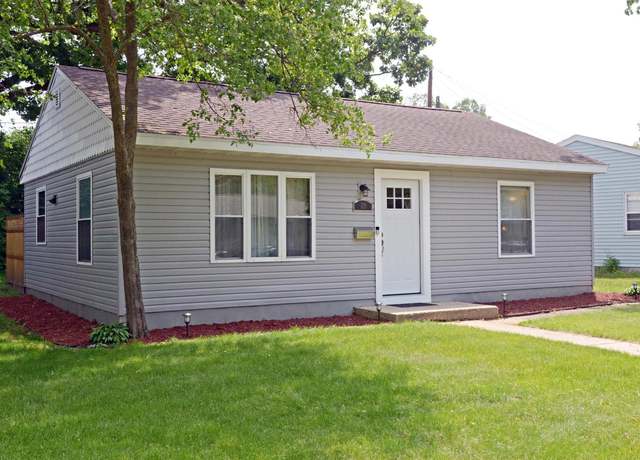 Property at 29 Craig Ave, Madison, WI 53705, 2 beds, 1 bath