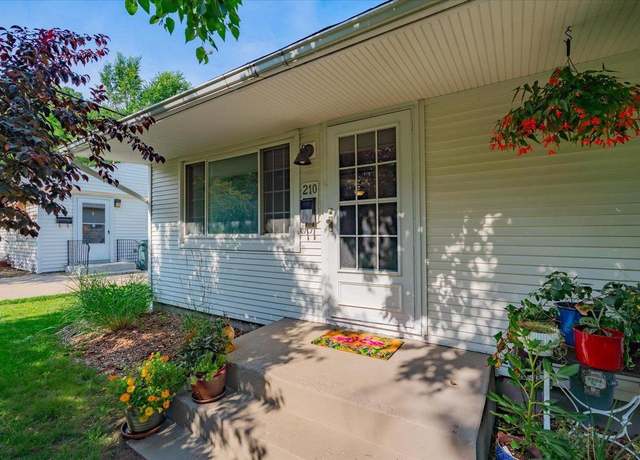 Property at 210 Dempsey Rd, Madison, WI 53714, 2 beds, 1.5 baths