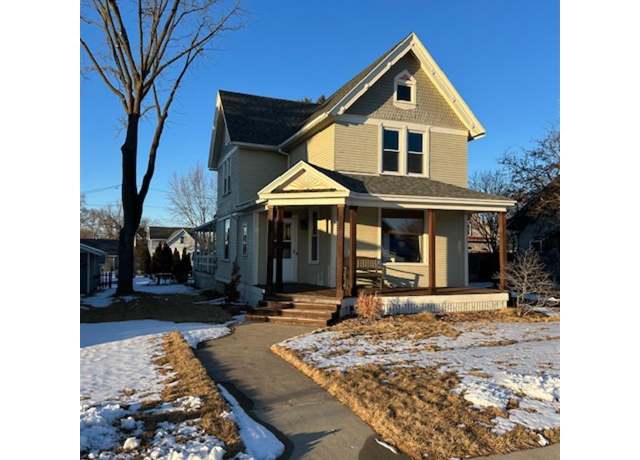Property at 306 W Water St, Princeton, WI 54968, 4 beds, 2 baths