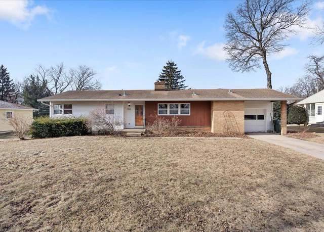 Property at 1706 Wendy Ln, Madison, WI 53716, 3 beds, 1.5 baths