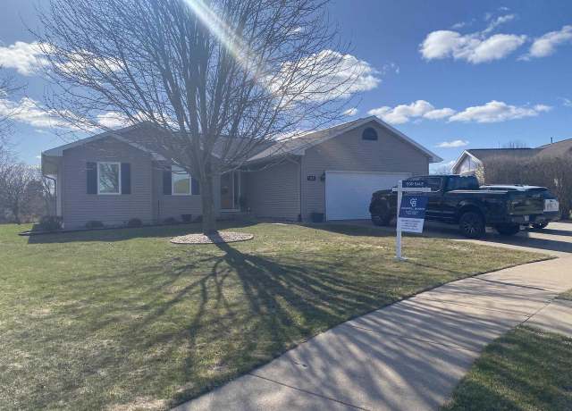 Property at 723 Landmann St, Tomah, WI 54660, 3 beds, 3 baths