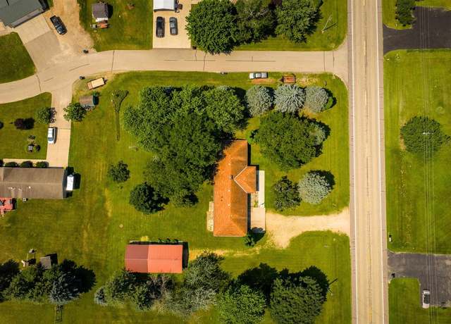 Property at E10979 State Rd 60, Sauk City, WI 53583, 3 beds, 1.5 baths
