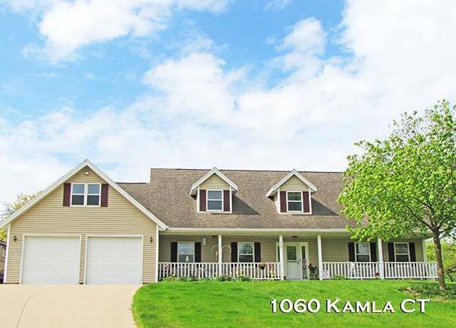 Property at 1060 Kamla Ct, Platteville, WI 53818, 5 beds, 3.5 baths