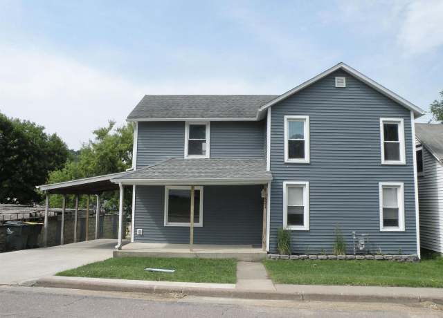 Property at 521 Canal St, Bloomington, WI 53804, 3 beds, 1 bath