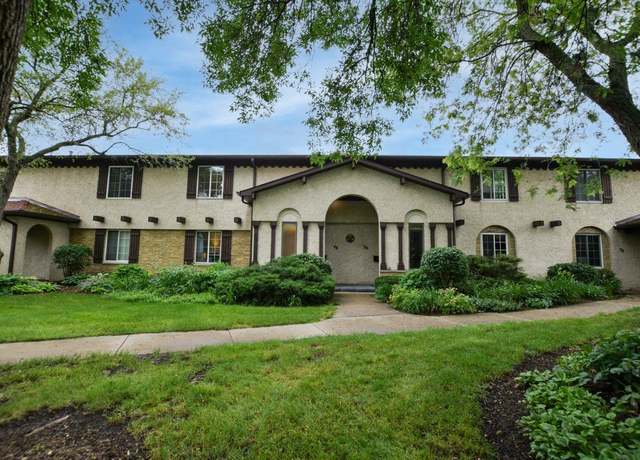 Property at 48 Golf Course Rd, Madison, WI 53704, 3 beds, 2.5 baths