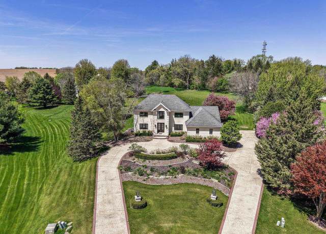 Property at 3951 Weatherwood Trl, Verona, WI 53593, 4 beds, 4 baths