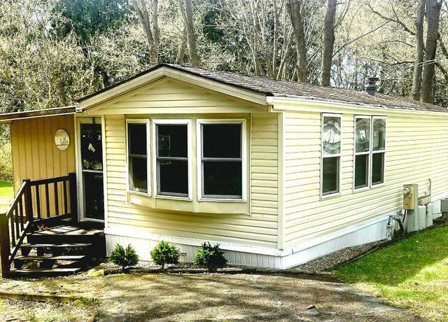 Property at 543 Glendale Dr, Edgerton, WI 53534, 1 bed, 1 bath