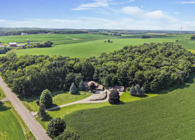 Property at 7256 Riles Rd, Middleton, WI 53562, 2 beds, 2 baths