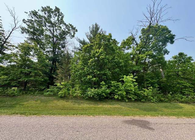 Property at 386 Oakbrook Dr, Wisconsin Dells, WI 53965