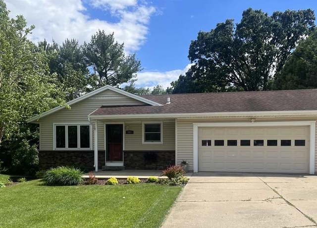 Property at 707 W Ladd Ln, Edgerton, WI 53534, 2 beds, 2 baths