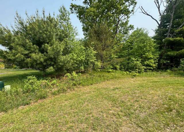 Property at 405 Oakbrook Ct, Wisconsin Dells, WI 53965